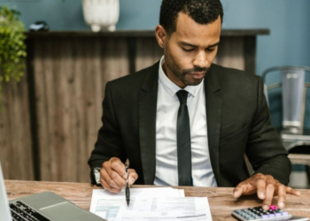 L'entrepreneuriat des jeunes : un axe plus important de l'économie l DRH.ma