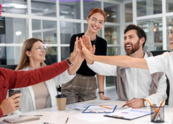 Le Leadership Transformationnel au Service de la Fidélisation