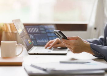 L’impact de l’intelligence artificielle sur le travail : transformations à prévoir