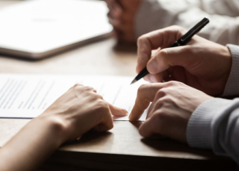 Entretien annuel d’évaluation : faut-il obligatoirement signer le compte rendu ?
