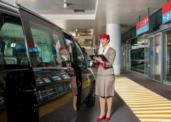 Emirates dévoile un nouvel uniforme pour ses équipes Premium et VIP