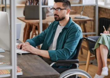 Inclusion des personnes en situation de handicap au travail : bonnes pratiques pour intégrer et soutenir les collaborateurs handicapés