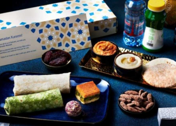 Le Ramadan prend son envol avec Emirates : services personnalisés pour les passagers qui jeûnent