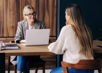 Gérer les besoins en recrutement après les vacances : un défi pour les DRH