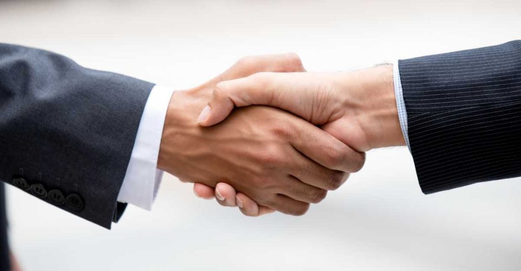 Comment choisir votre partenaire titres-restaurant au Maroc ?