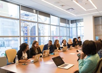 Culture d’entreprise positive : pour mieux attirer les meilleurs talents