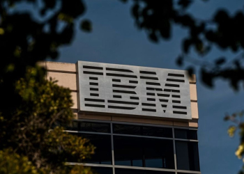 Premières victimes de l’IA chez IBM : 100 postes supprimés dans la fonction RH !