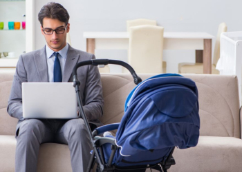 Parentalité en entreprise : défis et opportunités pour un milieu professionnel soutenant les parents