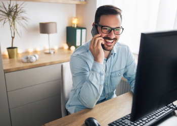 Optimiser les évaluations de fin d’année pour les employés à distance : des stratégies efficaces pour un suivi professionnel réussi.