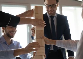 Comment impliquer les collaborateurs dans les initiatives RSE : techniques pour encourager l’engagement des collaborateurs