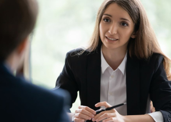 Entretien annuel : définition, utilité, fonctionnement, …