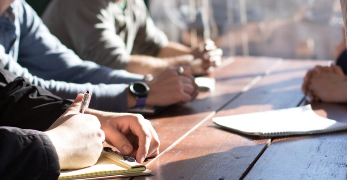 [ÉTUDE] Le paradoxe de la flexibilité : quand accueillir la vie personnelle au bureau réduit le conflit travail-vie privée