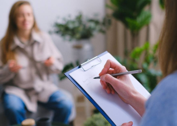 RH et santé mentale : les leviers d’action recommandés par l’OMS