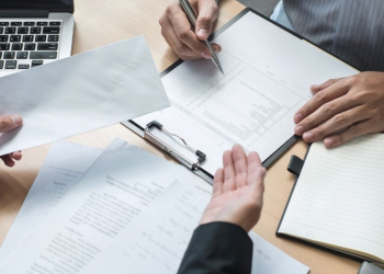 Comment les tendances ESG influencent-elles les politiques de rémunération et de récompense des collaborateurs ?