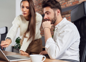Dynamiser l’onboarding au Maroc : s’inspirer des pratiques mondiales pour une intégration réussie