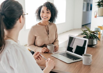 Le rôle clé des managers intermédiaires dans la transformation digitale : une perspective de terrain