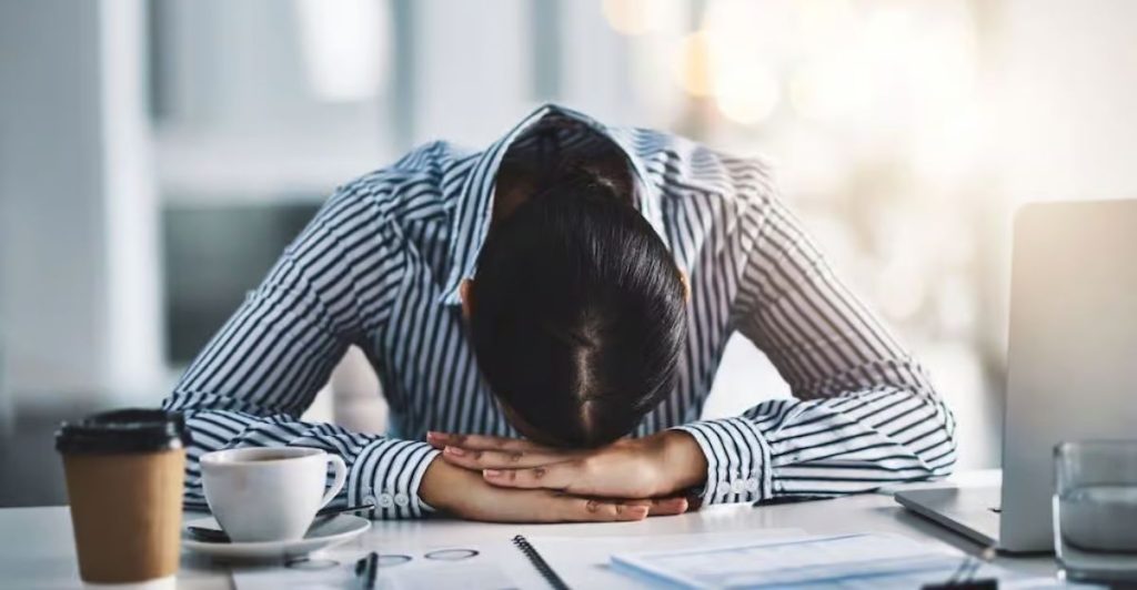 Octobre 2025, le mois noir du marché du travail mondial