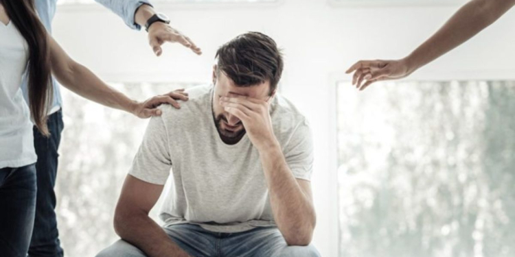 Gérer le traumatisme et la solidarité  Le rôle humain du DRH après la crise l DRH.ma