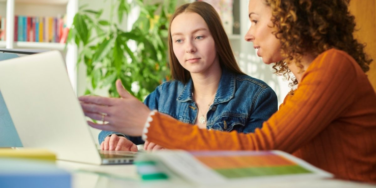 Rétention : ce que la Gen z veut VS ce que la Gen x veut l DRH.ma