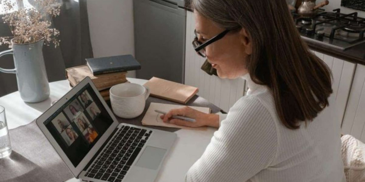 Télétravail d’urgence  Sécuriser la pratique en l’absence de la Loi sur le Télétravail l DRH.ma