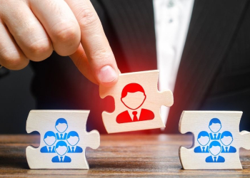 Népotisme vs Compétence : objectiver le recrutement des proches l DRH.ma