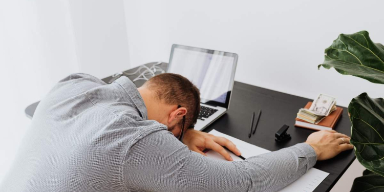 Ramadan, dette de sommeil et sécurité industrielle : l’angle mort des organisations l DRH.ma