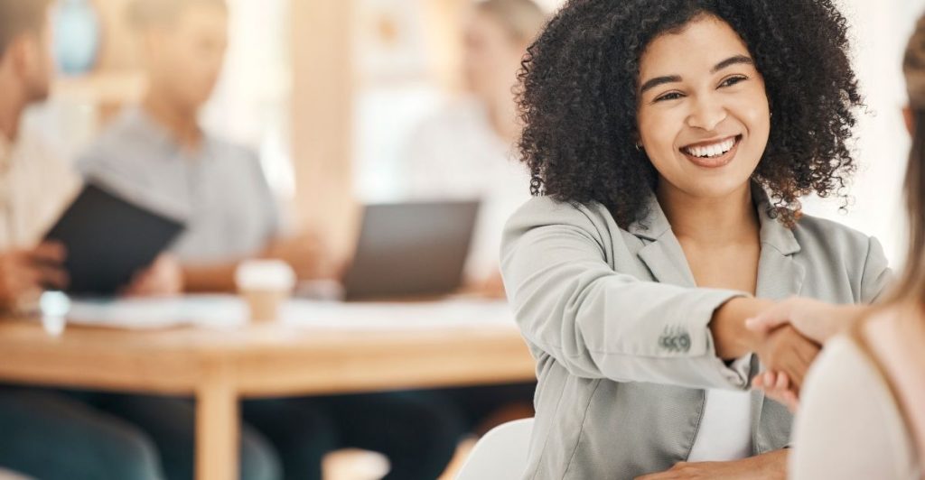 Onboarding et feedback : repenser l’intégration des nouveaux collaborateurs comme un processus d’amélioration continue l DRH.ma