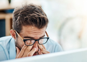 Le 996 débarque en Silicon Valley : quand l'IA relance le culte du surtravail l DRH.ma