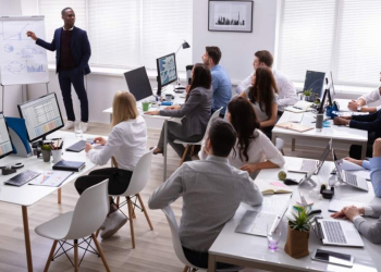 Formation continue et acculturation ESG : un levier structurant de transformation des compétences et des organisations l DRH.ma