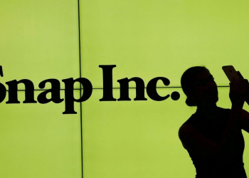 Snap Inc. réduit ses effectifs de 16 % : l’IA et la pression des investisseurs redéfinissent la stratégie l DRH.ma