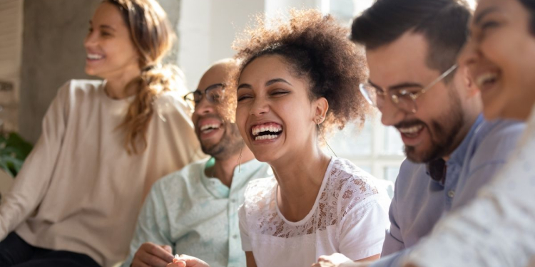 Refonte des workflows par l’IA : pourquoi la communication interne détermine l’adhésion des équipes l DRH.ma