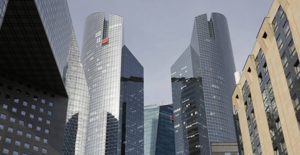 Banques européennes : jusqu’à 400 000 emplois menacés par l’IA d’ici 2030 l DRH.ma