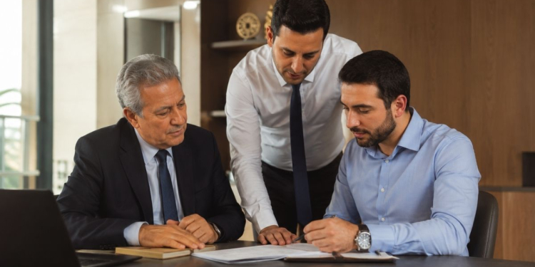 Entreprises familiales au Maroc : 95% du tissu entrepreneurial, mais seules 5% dépassent 50 ans l DRH.ma