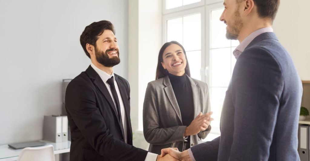 Recrutement et onboarding au Maroc : le guide légal et RSE pour sécuriser chaque embauche l DRH.ma