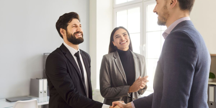 Recrutement et onboarding au Maroc : le guide légal et RSE pour sécuriser chaque embauche l DRH.ma
