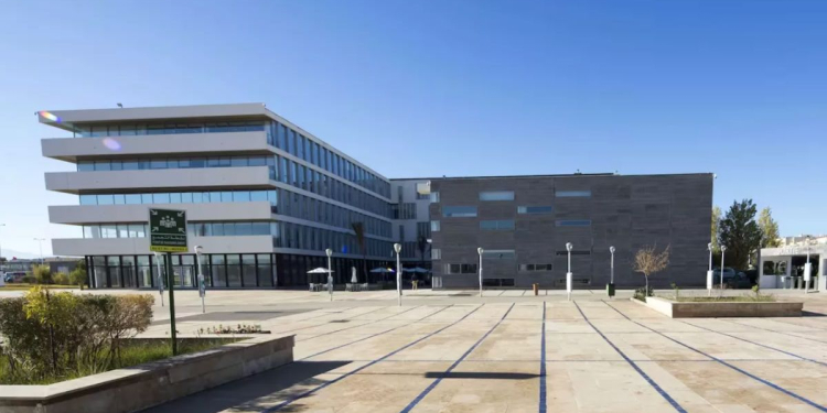 Fès-Meknès : deux aides pour attirer les entreprises et créer 1 100 emplois à Fès-Shore l DRH.ma