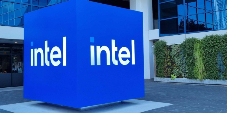 Intel prépare de nouveaux licenciements dans sa division Data Center et IA l DRH.ma