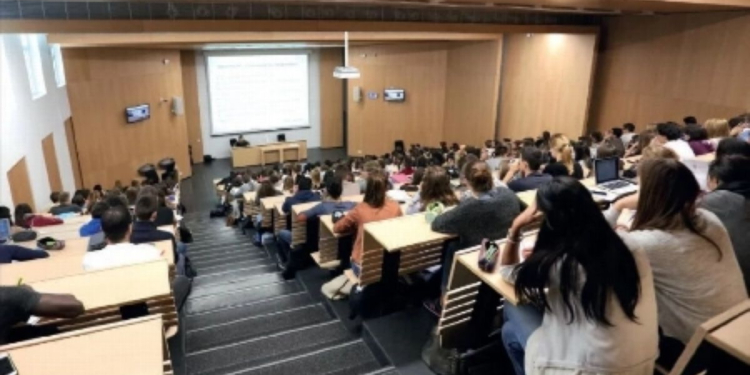 Enseignement en temps aménagé : la reprise d’études s’organise pour les salariés et fonctionnaires l DRH.ma