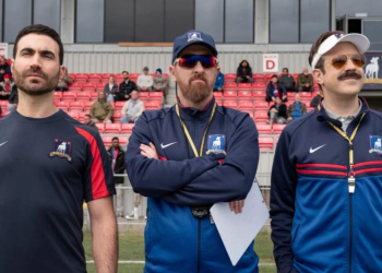 « Ted Lasso » transforme la bienveillance en méthode de leadership et en levier de performance l DRH.ma