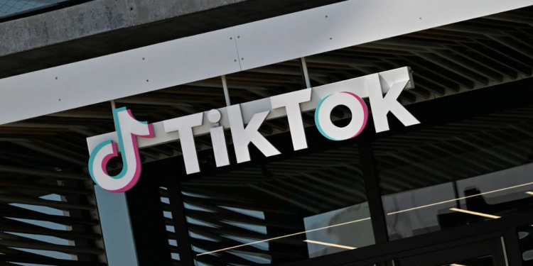 TikTok met fin au travail hybride aux États-Unis et supprime 250 emplois à Nashville l DRH.ma