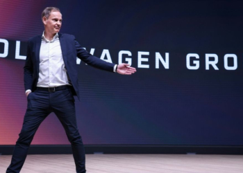 Volkswagen : 50 000 suppressions de postes d’ici 2030, l’avenir de quatre usines allemandes en suspens l DRH.ma