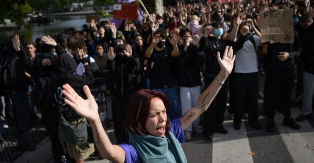 France : la fonction publique manifeste pour les salaires et contre le gel du point d’indice en 2027 l DRH.ma