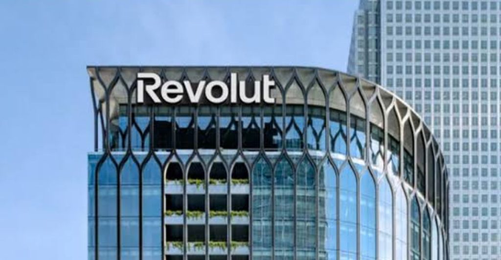Frais professionnels : Revolut Business automatise les dépenses des collaborateurs en déplacement l DRH.ma