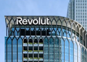 Frais professionnels : Revolut Business automatise les dépenses des collaborateurs en déplacement l DRH.ma