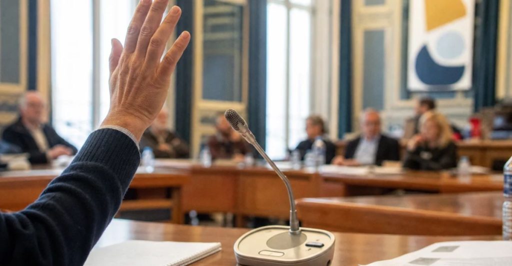 France : le gouvernement étudie des cotisations sur l’épargne salariale au-delà de 3 000 euros l DRH.ma
