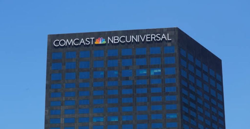 NBCUniversal réorganise ses équipes technologiques du streaming et supprime des emplois l DRH.ma