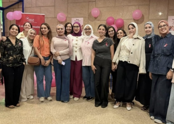 Groupe de participantes à l'initiative Octobre Rose soutenue par Givaudan et Dar Zhor