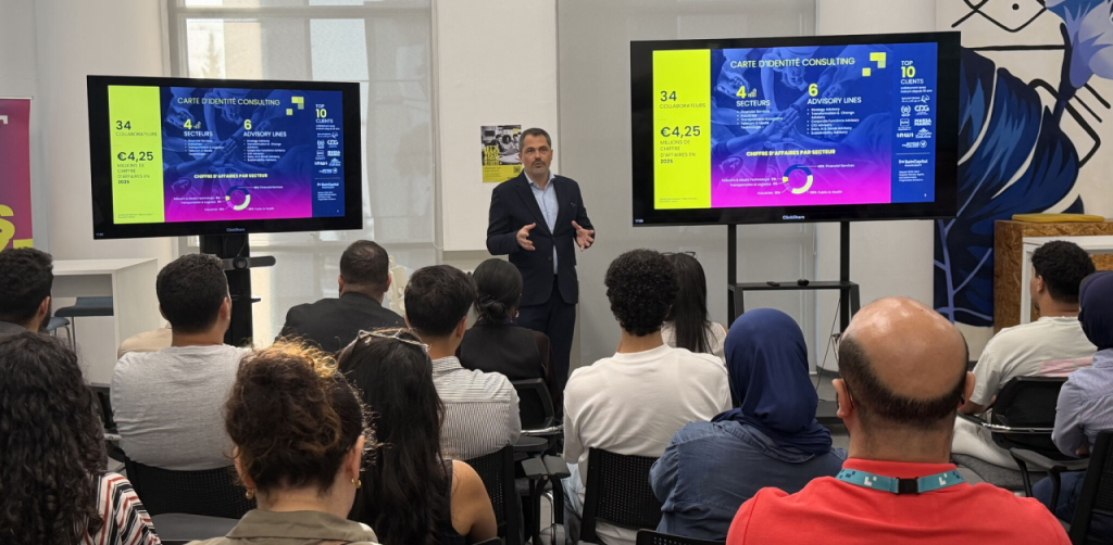 Présentation devant les collaborateurs lors du Welcome Day d’Inetum Maroc