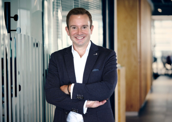 Portrait de Paul Hennessy, nommé Directeur général de JTI pour l’Afrique du Nord et de l’Ouest