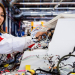 Collaboratrice sur une ligne de fabrication de harnais électriques aéronautiques chez Safran au Maroc